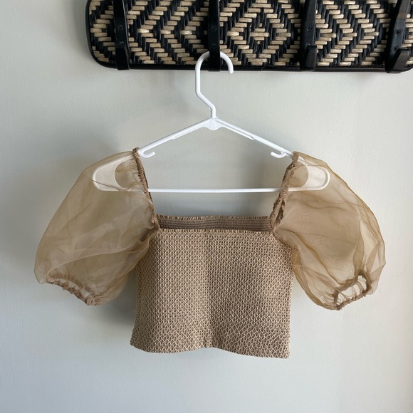 ASTR The Label Organza Puff Sleeve Smocked Crop Top - Beige/Tan - Extra Small XS - Picture 12 of 14